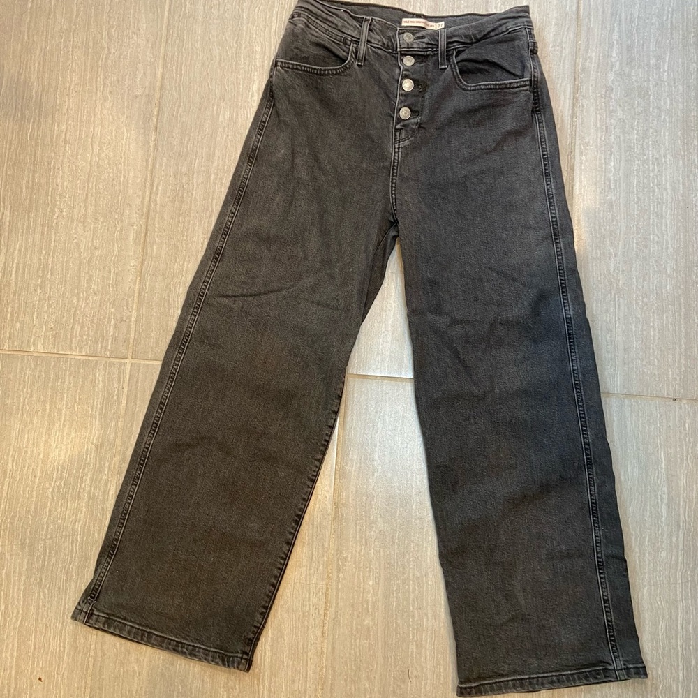 Black Mile High Cropped Wide Leg Levi Jeans Size 27